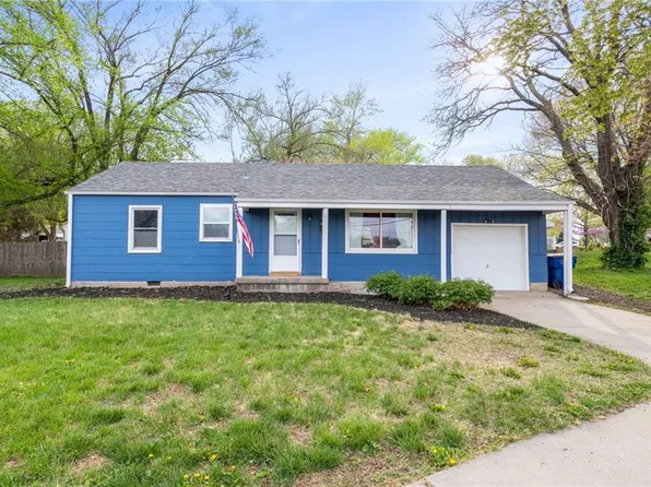 11121 W 67th St, Shawnee, KS 66203