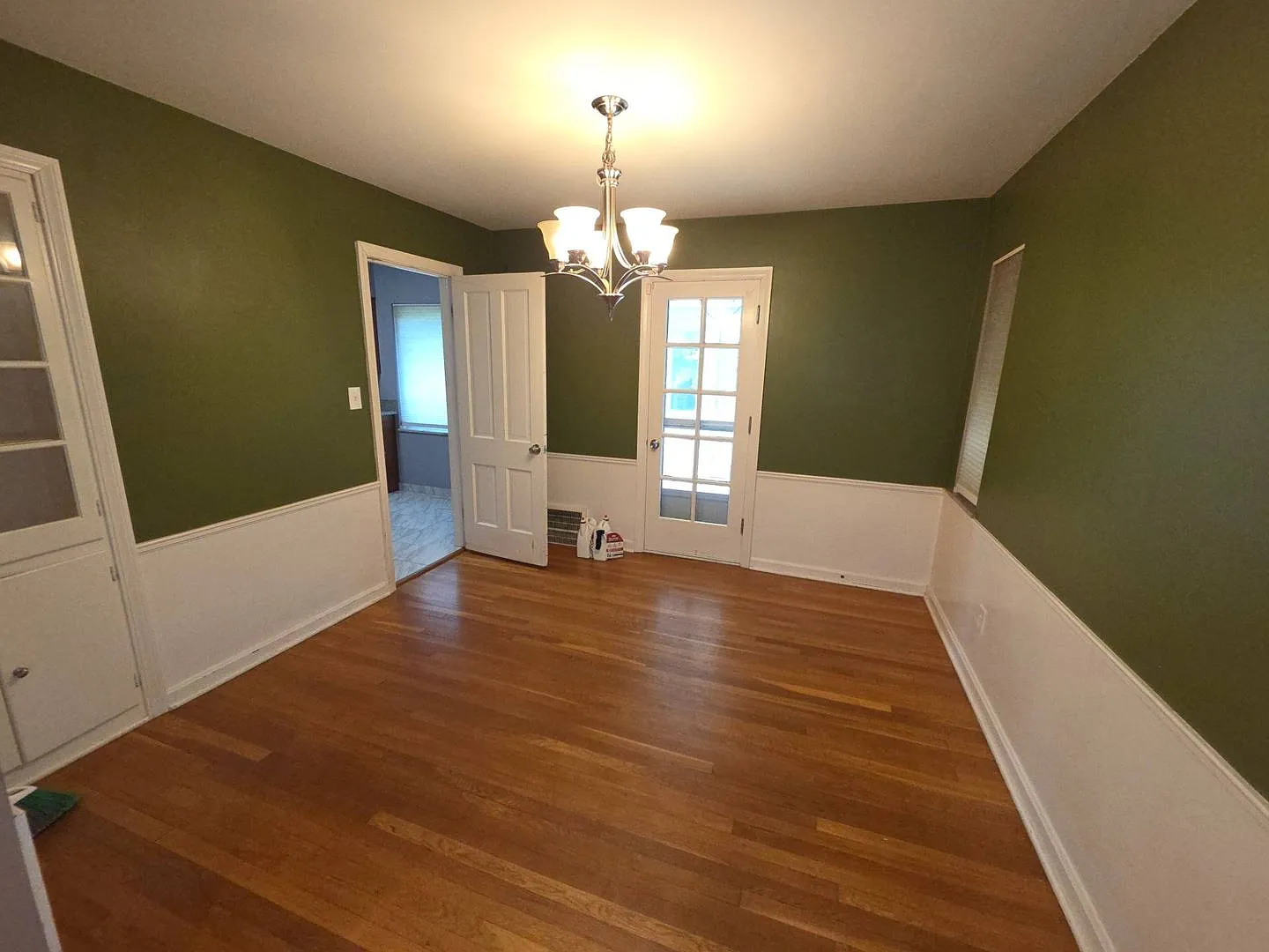 Charming 3-Bedroom Property in Prime Location — Photo 4