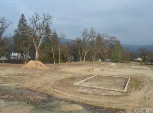 49480 School Rd, Oakhurst, CA 93644