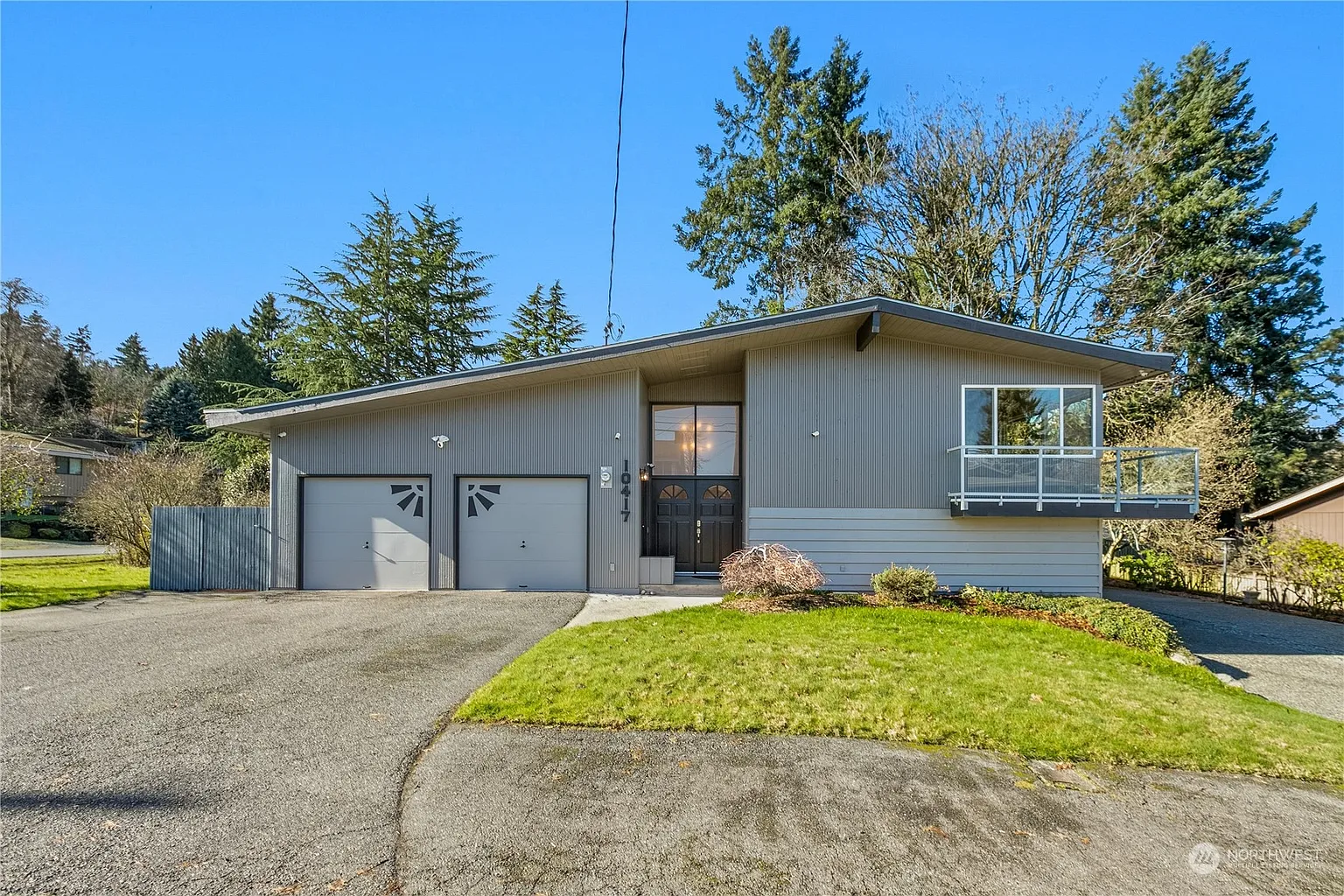 10417 9th Avenue S photo 1