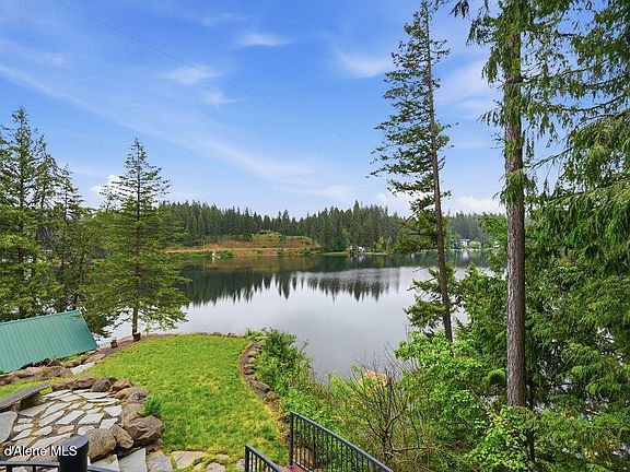 2nd image of 23896/2389 N Bridge Lake Rd