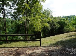 11 New Home Rd, Marshall, NC 28753