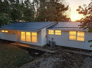 5366 Granville Rd, Mount Vernon, OH 43050