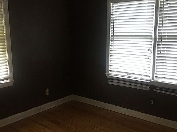 4th image of 109 Boulevard Dr