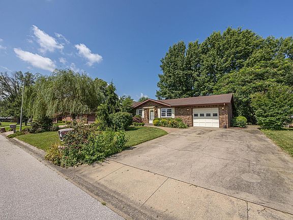 2nd image of 4357 Baden Strasse