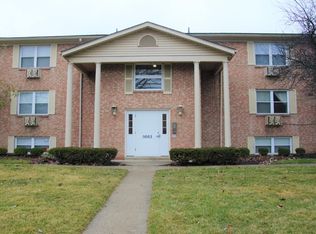 4991 Arbor Village Dr, Columbus, OH 43214