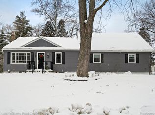 2854 York Rd, Rochester Hills, MI 48309