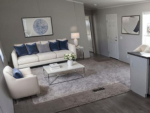 2nd image of 2712 Larrabee Ave #55