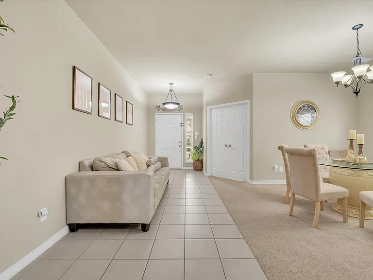 1820 Christopher Creek Dr — Photo 4