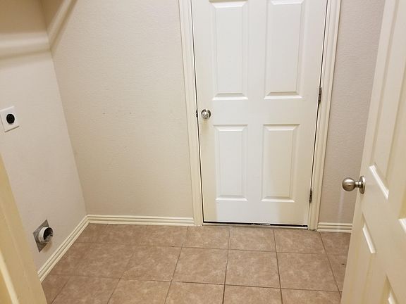 2nd image of 9017 Friendswood Dr