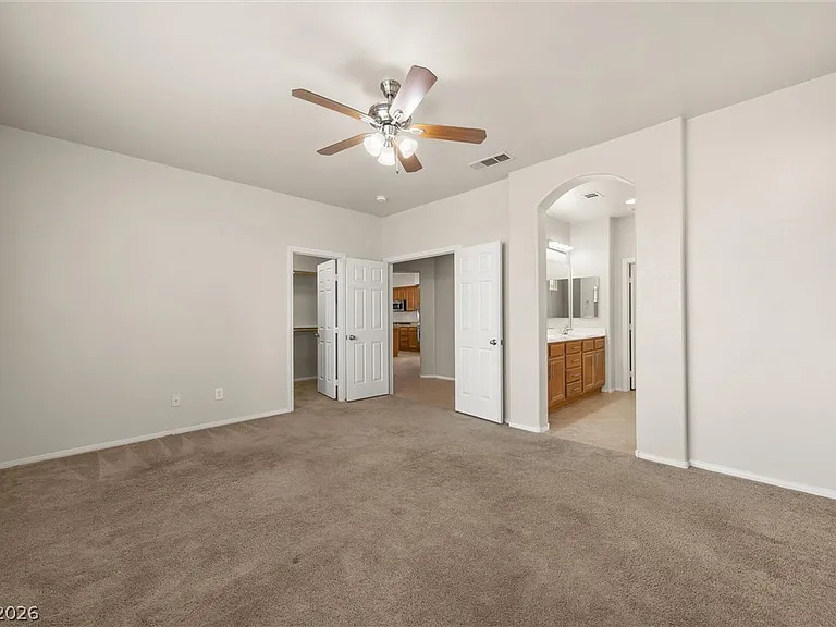 428 Eternity St — Photo 18