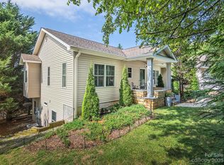 140 Kirkwood Dr, Asheville, NC 28805