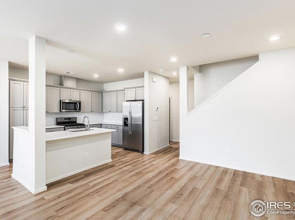4794 Champlain Dr, Timnath, CO 80547