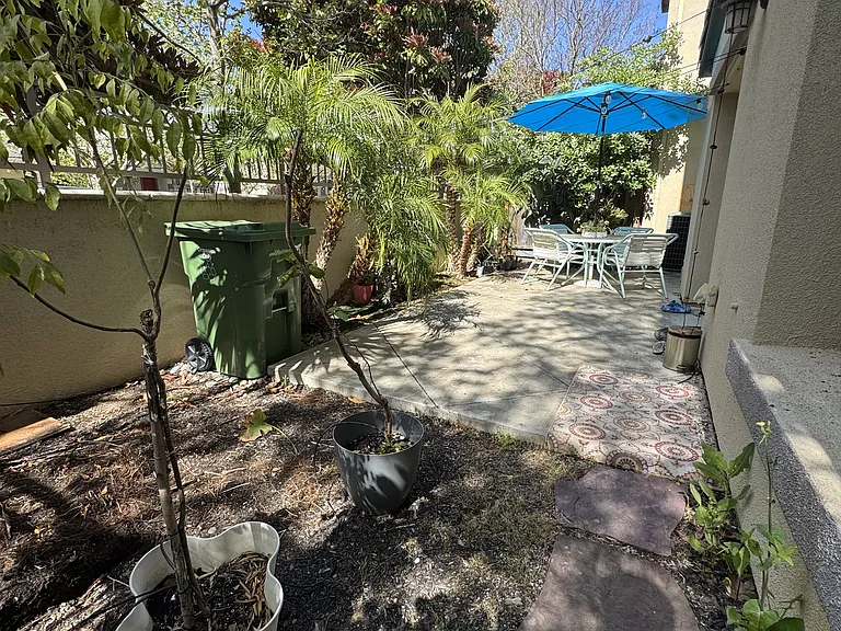 166 W Luna Loca Ln — Photo 17