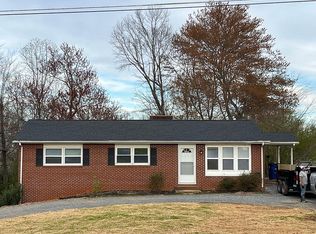 4081 Transou Rd, Pfafftown, NC 27040
