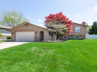 314 Chris Dr, Englewood, OH