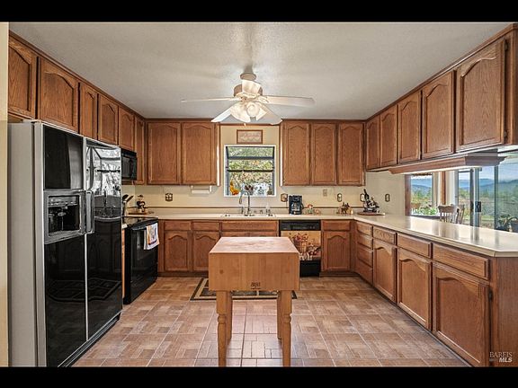 2nd image of 27391 Crow Pl #1