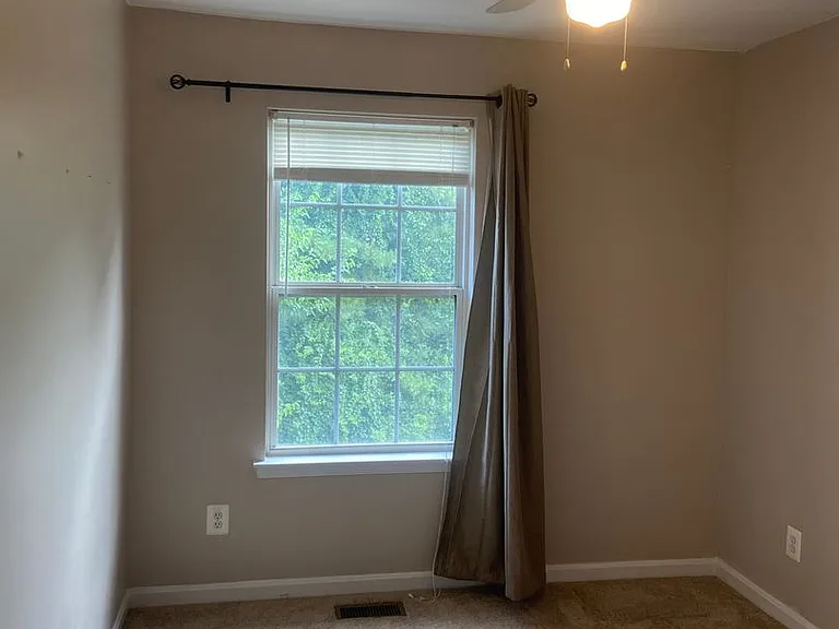 203 Glen View Ter — Photo 13