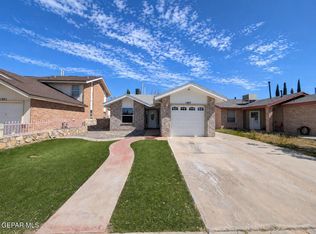 11409 Chickasaw Dr, El Paso, TX 79936