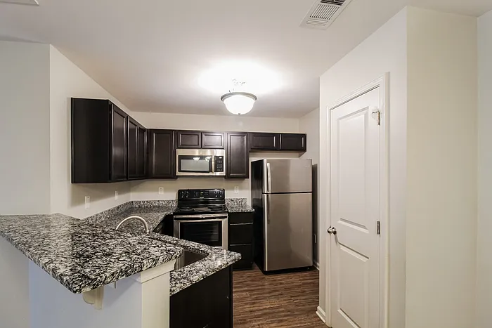 2845 Marlin Dr — Photo 8