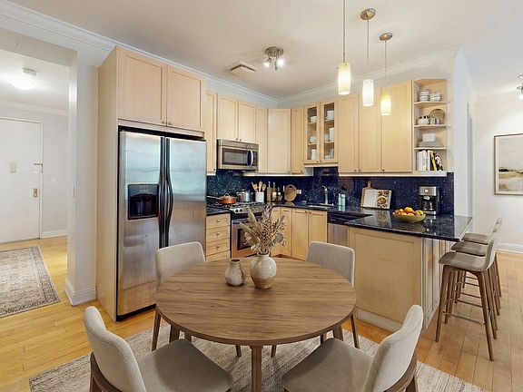 2nd image of 520 W 143rd St #2F