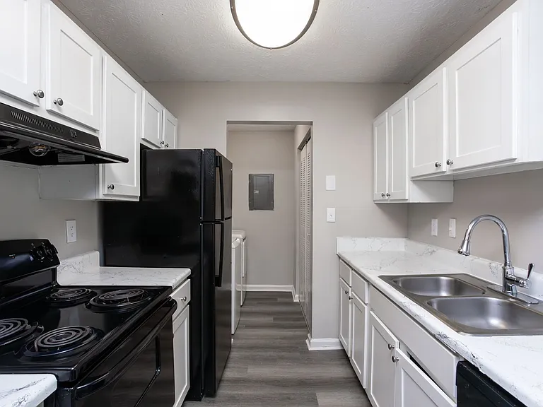 5220 N Henry Blvd — Photo 26
