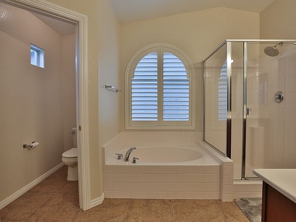 4th image of 5077 Lower Falls Ct