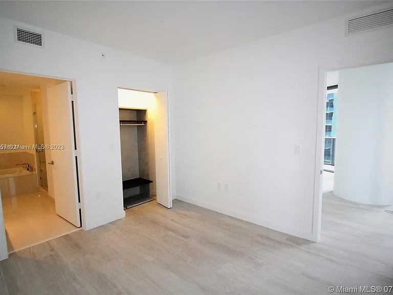 55 SW 9th St #1208 — Photo 7