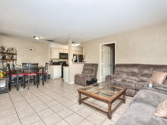 4th image of 16134 Fitchburg Cir