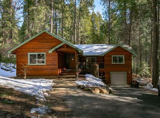 3079 Easy St, Pollock Pines, CA 95726