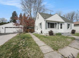 3645 Perry Ave SW, Wyoming, MI 49519