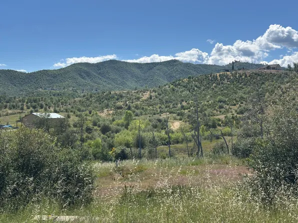 15934 Cindee Ln, Redding, CA 96001