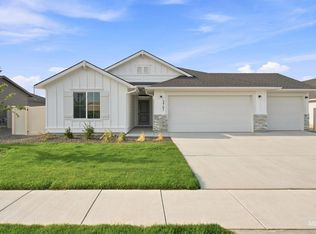 3741 E White Plns, Nampa, ID 83686