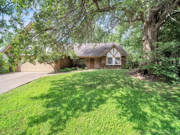 6529 S Irvington Ave, Tulsa, OK 74136