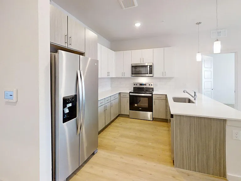 Park South — Photo 189