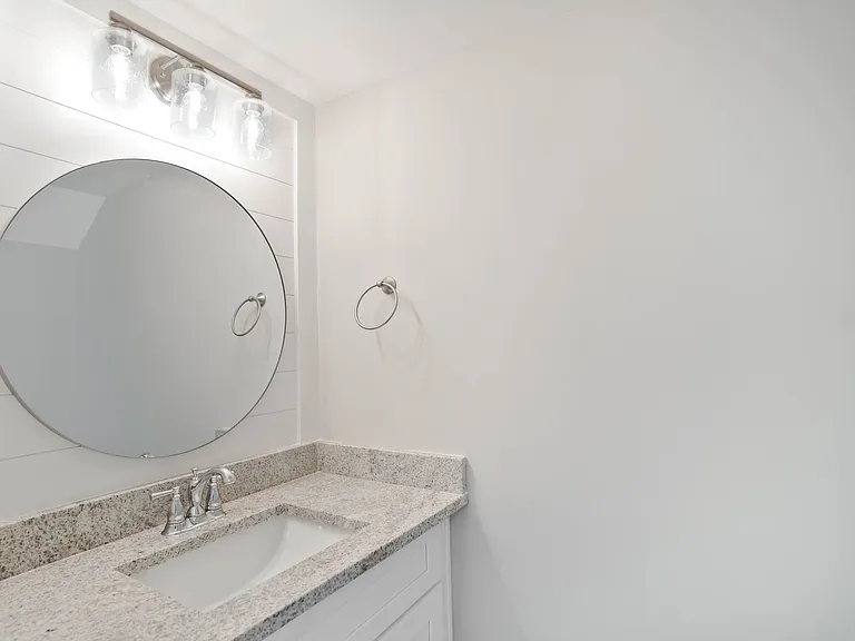 630 Village Dr #10 — Photo 8