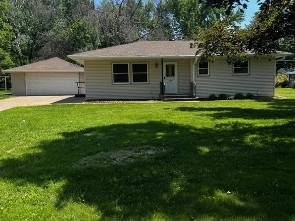 414 10th St S, Hudson, WI 54016