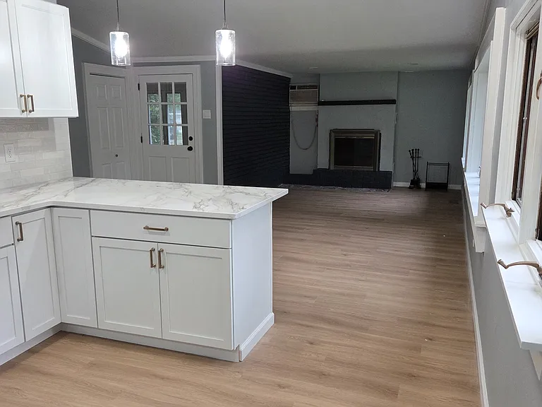 560 Estate Rd — Photo 5