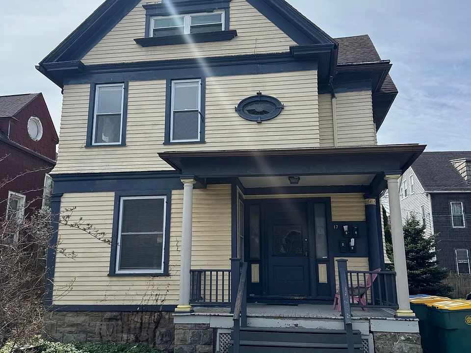 17 Canfield Place
