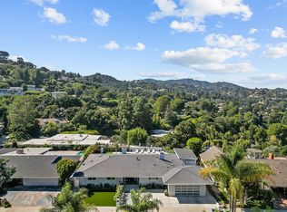 3511 Crownridge Dr, Sherman Oaks, CA 91403