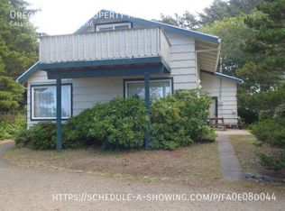 1725 NW 26th St, Lincoln City, OR 97367
