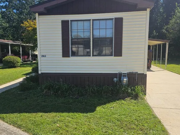 261 Mayflower Dr, Buena, NJ 08310