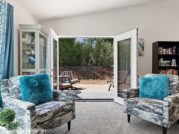 2nd image of 3396 N Park Pl