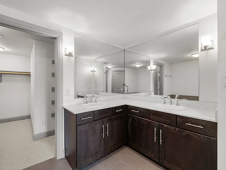 3142 Ross Ave #1 — Photo 28