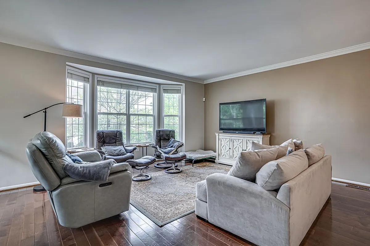 Building Photo - 5736 Governors Pond Cir
