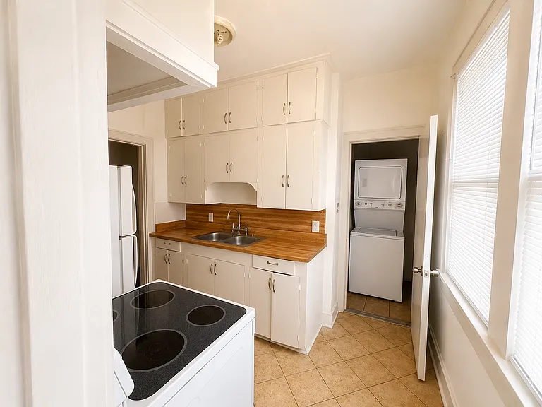 234 & 236 E Rutherford St — Photo 9