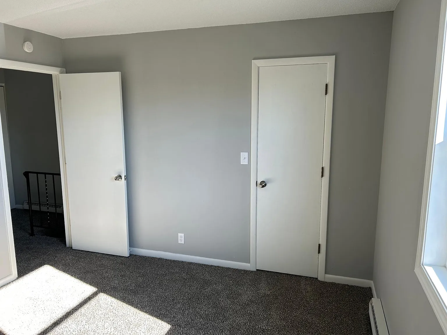 1602 Plymouth Dr — Photo 2