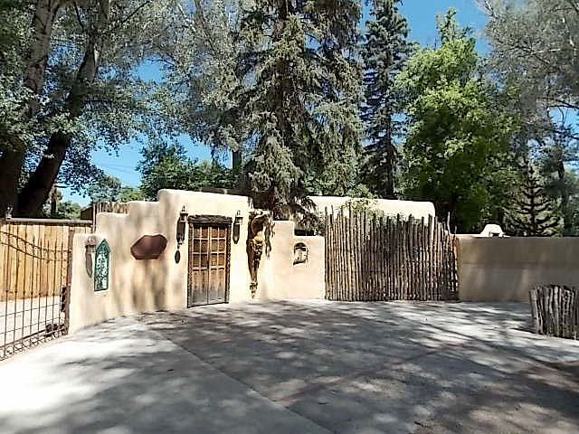 1st image of 304 Ortiz Ln