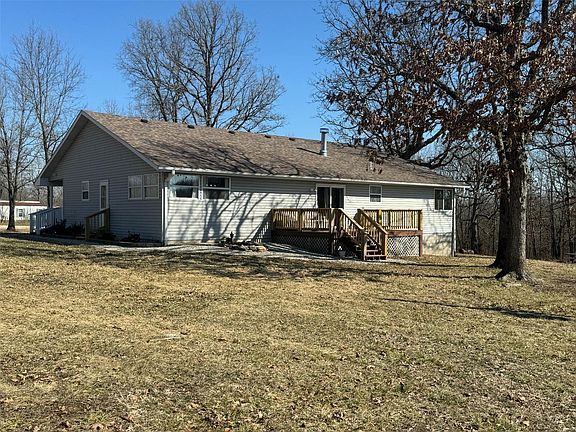 2nd image of 31153 Nodaway Dr