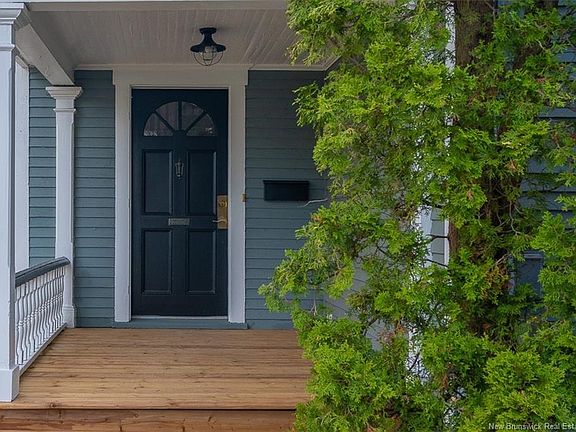 2nd image of 332 Saunders St